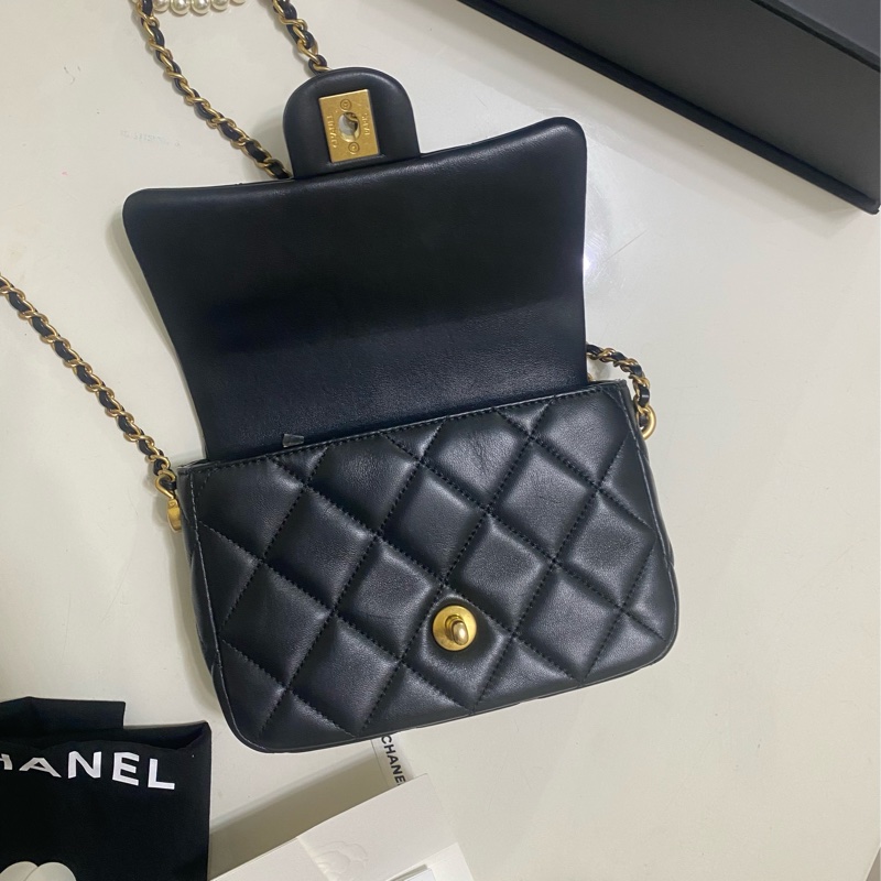 Chanel 珍珠鏈風衣調節釦 羊皮方胖子(芯片款）-28