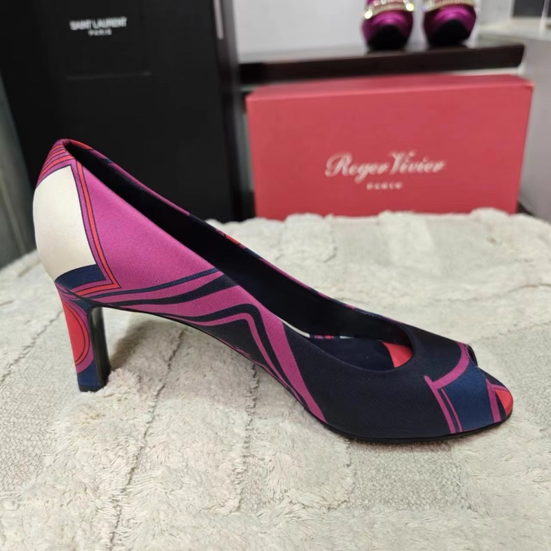 Hermes 絲巾跟鞋 38.5-10