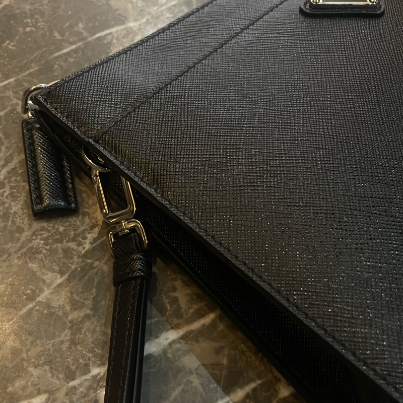 ▪️富貴選物FUGUEI▪️ PRADA 防刮牛皮手拿包-1