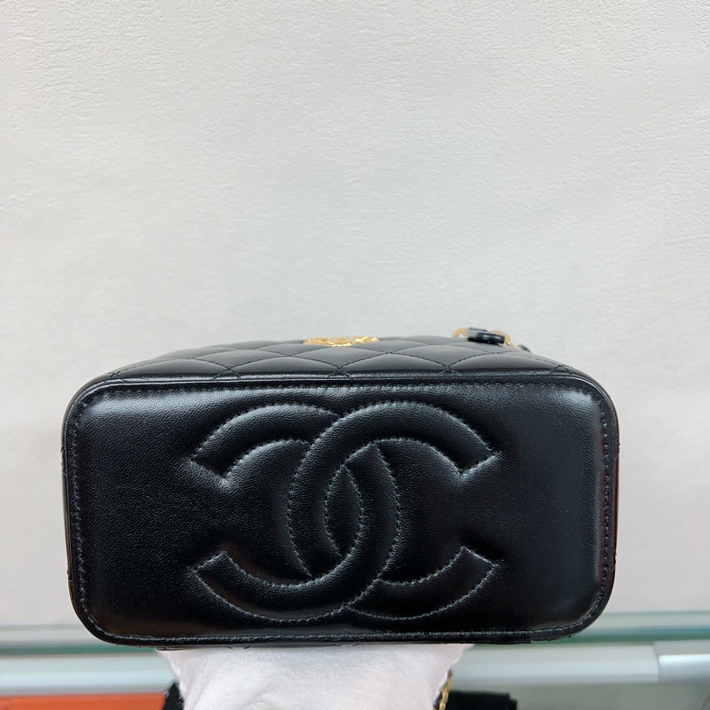 Chanel vanity 油臘皮黑金雙鏈條盒子/化妝包-2