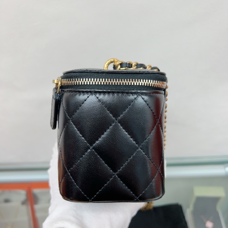 Chanel vanity 油臘皮黑金雙鏈條盒子/化妝包-6