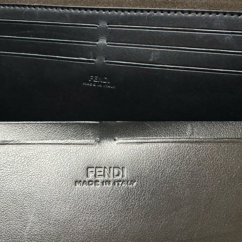 FENDI Soft Trunk Baguette盒包-8