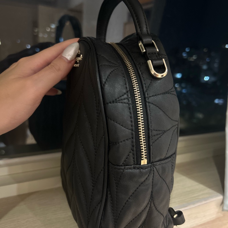 Kate Spade黑色雙肩羊皮後背包-3