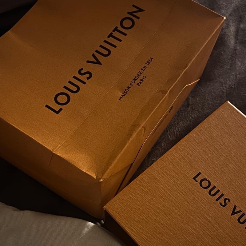 LV Initiales 40毫米雙面皮帶-5