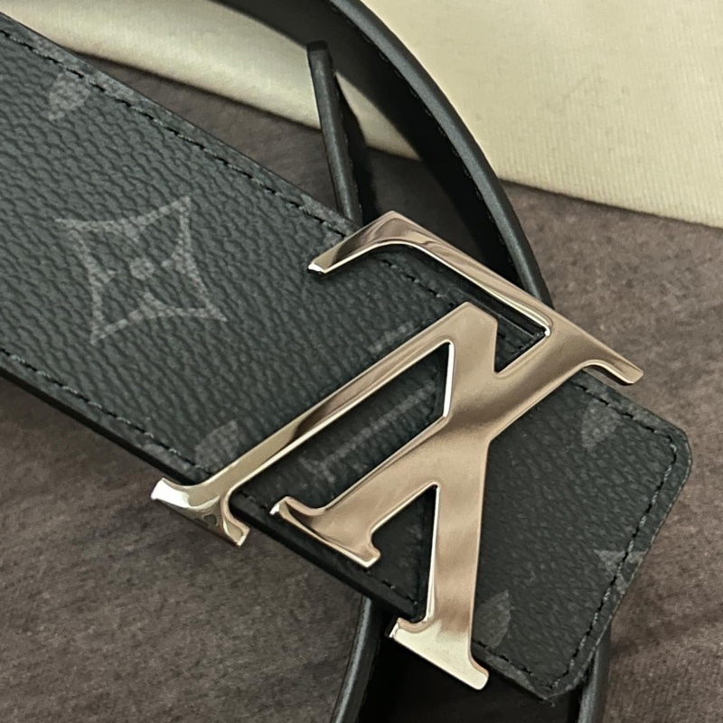 LV Initiales 40毫米雙面皮帶-12