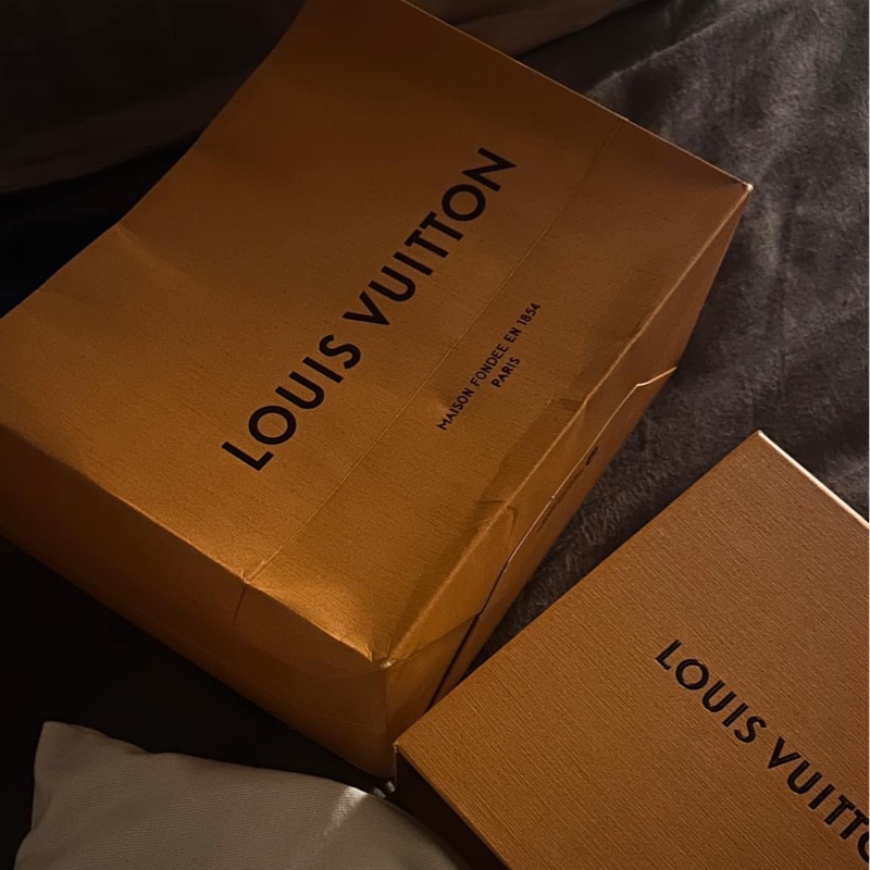 LV Initiales 40毫米雙面皮帶-13