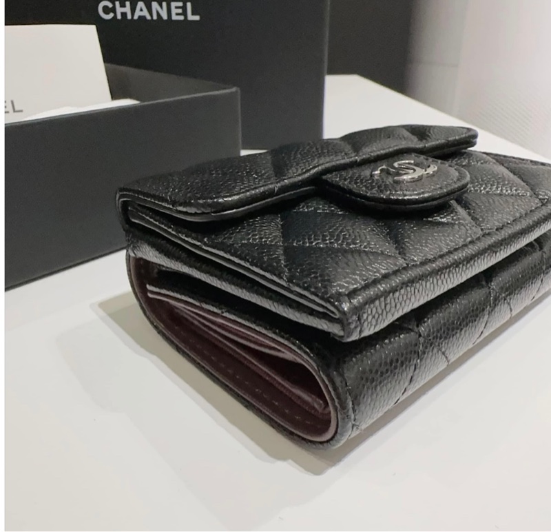 香奈兒Chanel 經典荔枝皮口蓋黑銀三折皮夾-2