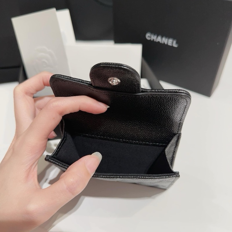 香奈兒Chanel 經典荔枝皮口蓋黑銀三折皮夾-11