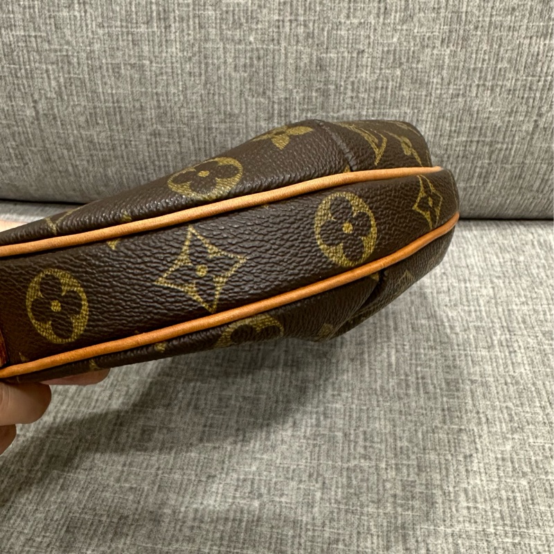 🌟慶雙十🇹🇼特惠🌟LV 豌豆包 半月包 中古款小號-7