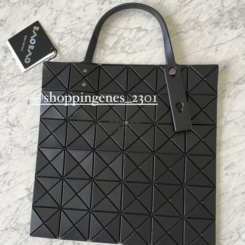 三宅一生 包包 BAO BAO 黑色 霧面 6*6 格 托特包❗️尚未抵台-4