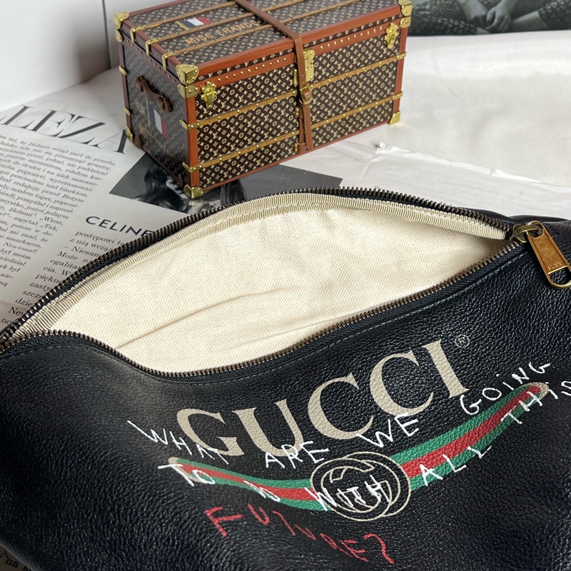 Gucci限量塗鴉款腰包 大-11