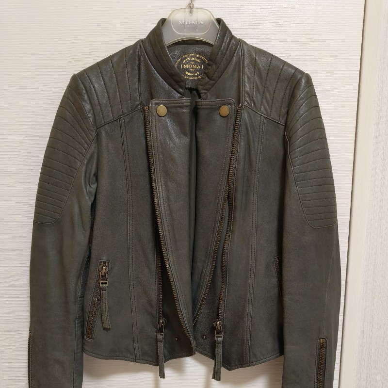 MOMA軍綠刷舊💯%綿羊皮騎士外套-5