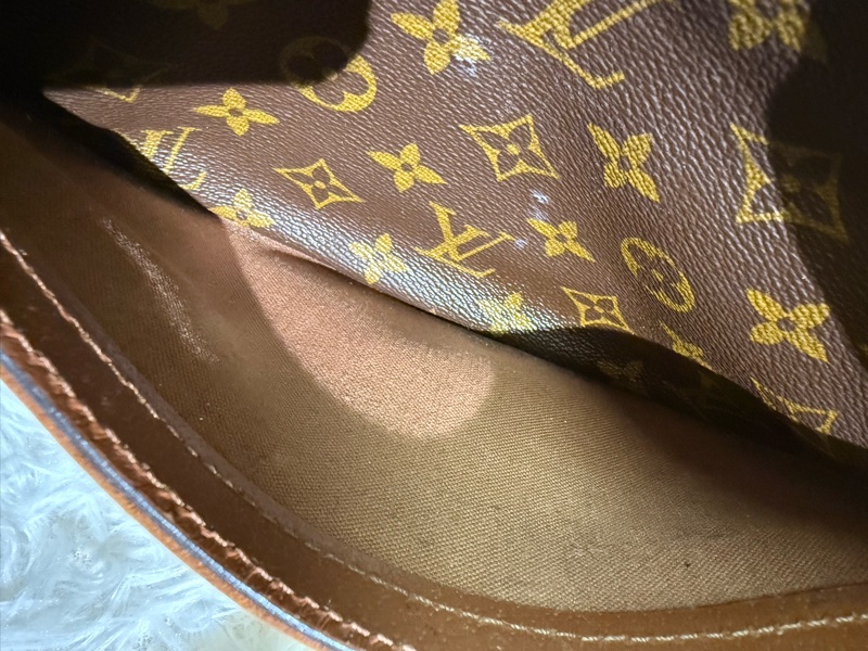 LV 馬鞍包-39