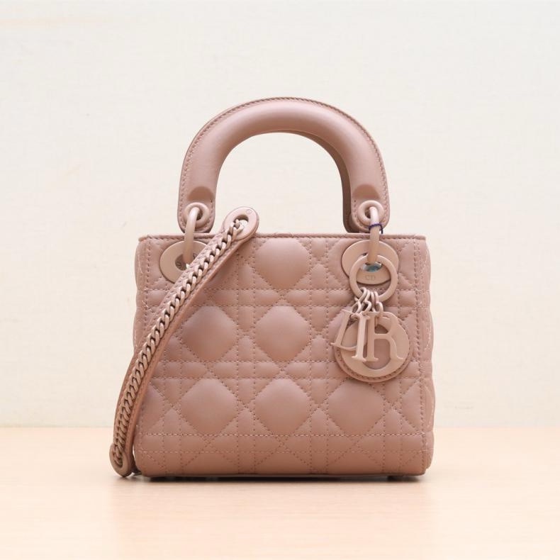 DIOR(迪奧) Lady Dior 戴妃包 四格 豆沙粉 磨砂扣 2021-0