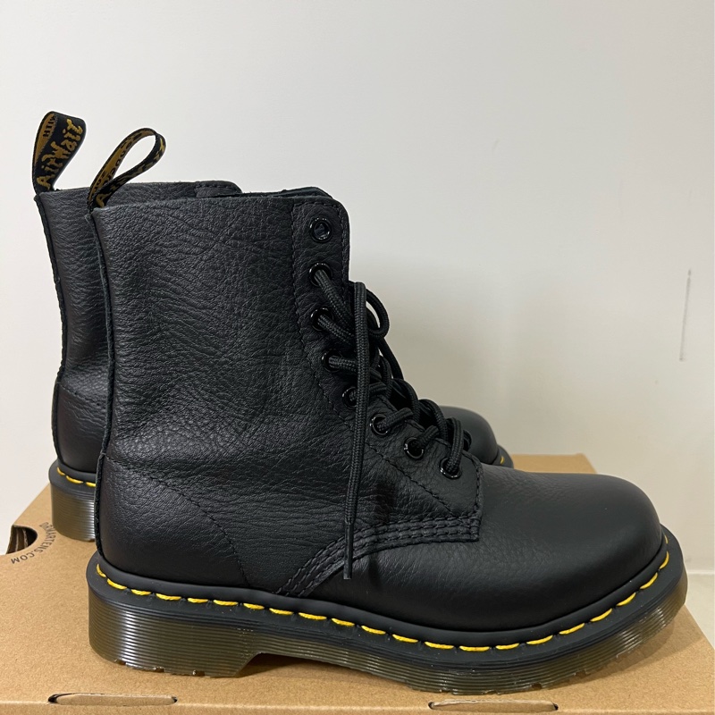 Dr. Martens 1460 Pascal Black 馬汀大夫經典八孔短靴-2