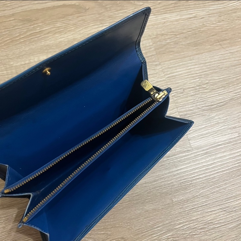 瑞奇二手精品 louis Vuitton epi 藍水波紋 長夾-3