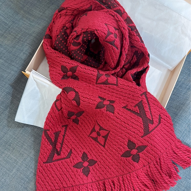 全新閒置品lv 2022新款紅雙色羊毛圍巾(紅)-1