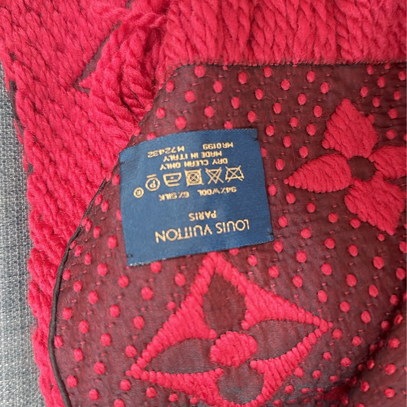 全新閒置品lv 2022新款紅雙色羊毛圍巾(紅)-11