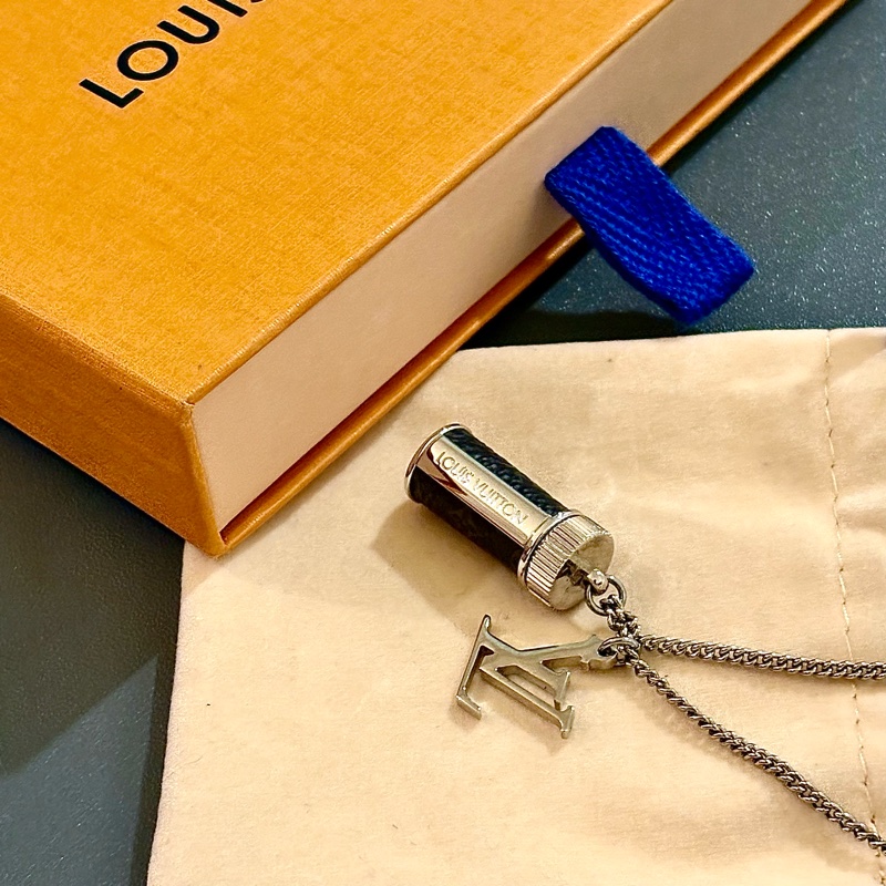 Louis Vuitton 香水瓶 Monogram Eclipse 吊飾項鏈-0