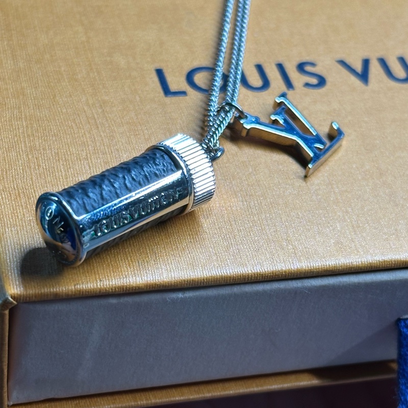 Louis Vuitton 香水瓶 Monogram Eclipse 吊飾項鏈-3