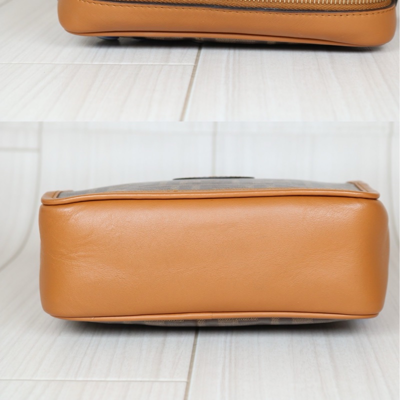 Fendi 老花小號相機包/斜背包-10