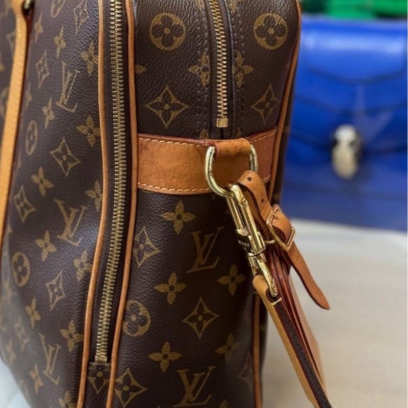 LV 老花 多夾層 手提包 肩背包 側背包 公事包 88新 正常使用痕跡 高標繞道 收藏價38800附背帶 尺寸是38x28x12cm-7