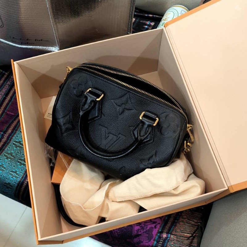 LV Speedy Bandouliere 20 大花波士頓 全牛皮黑壓紋-0