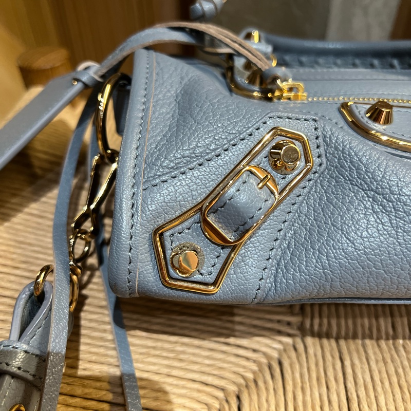 巴黎世家Balenciaga 霧霾藍金釦小山羊皮 機車包 mini尺寸-15