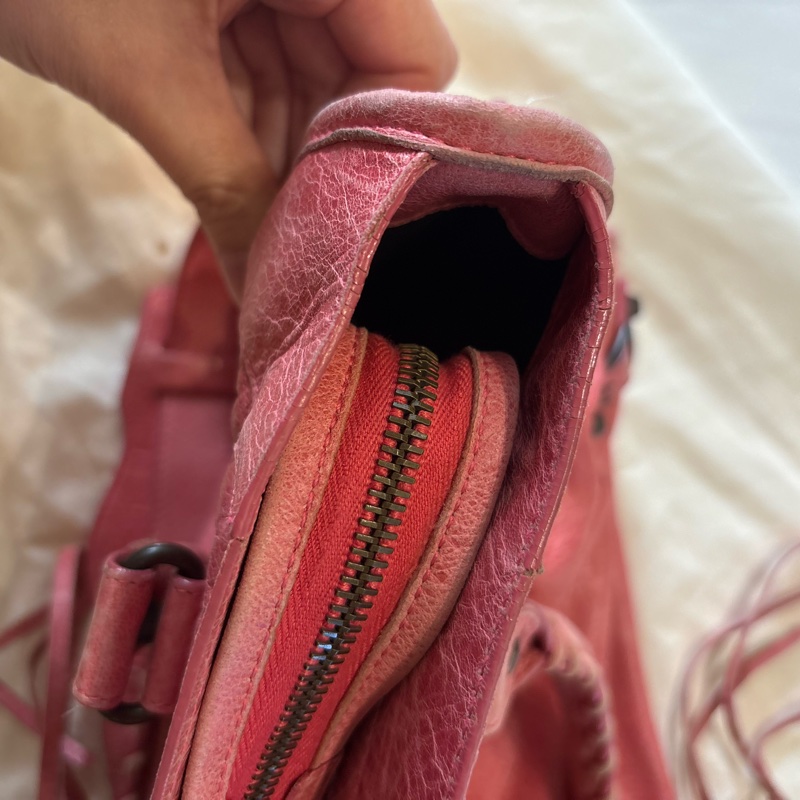 巴黎世家乾燥玫瑰粉包包-28