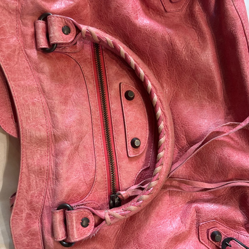 巴黎世家乾燥玫瑰粉包包-29