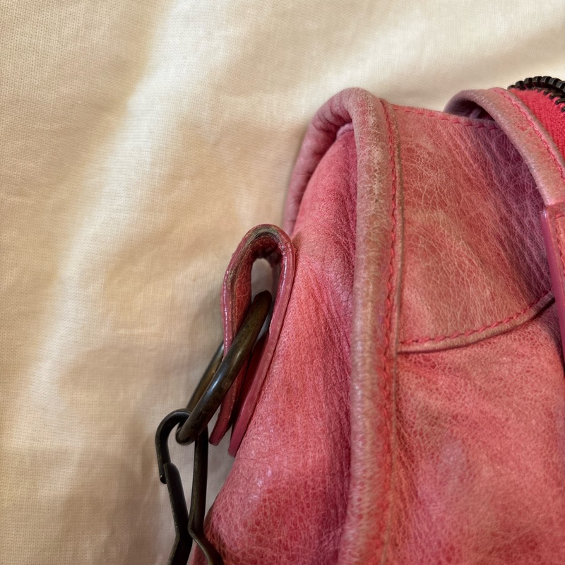 巴黎世家乾燥玫瑰粉包包-9