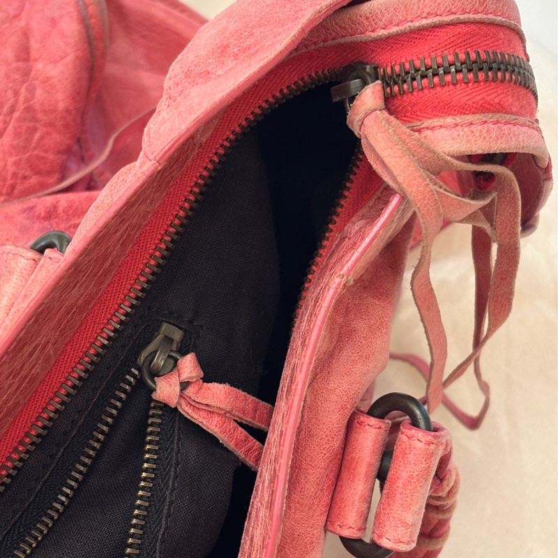 巴黎世家乾燥玫瑰粉包包-48