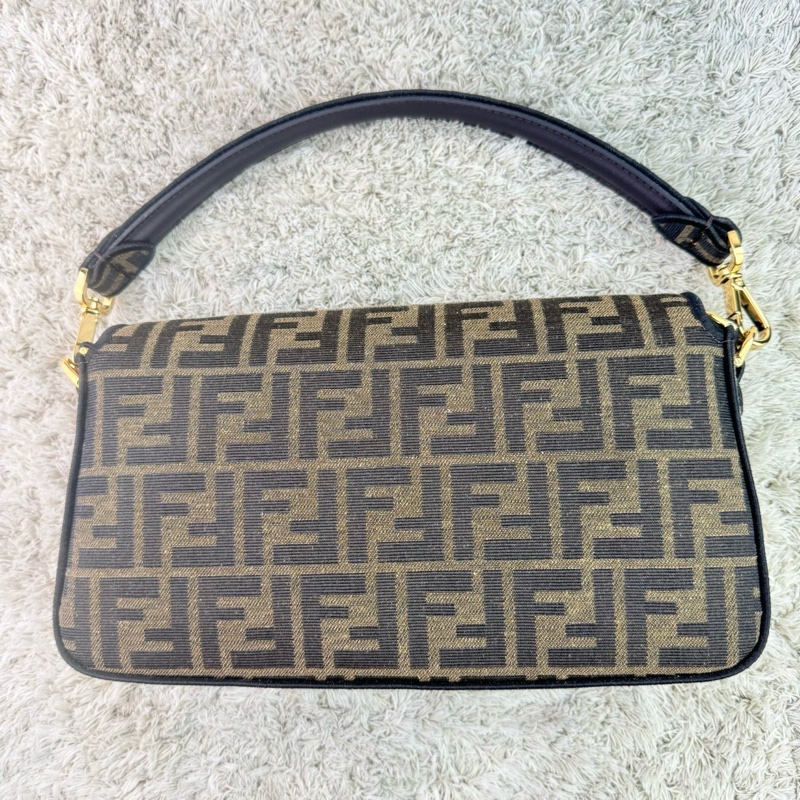 FENDI 芬迪 Baguette棕色FF提花布 經典老花法棍包 斜背包 肩背包  手提包-6