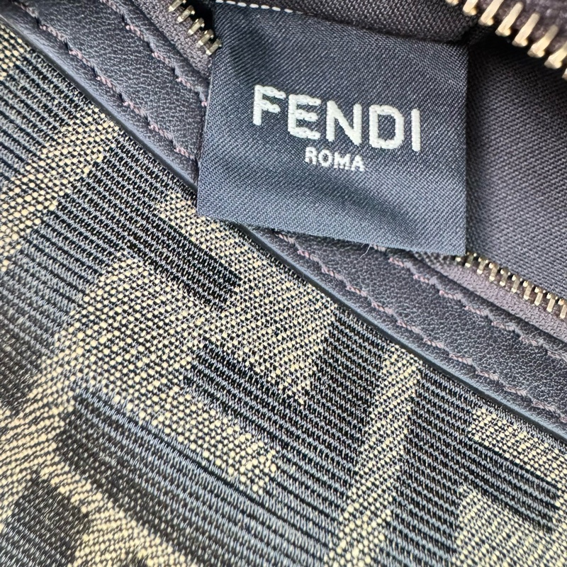 FENDI 芬迪 Baguette棕色FF提花布 經典老花法棍包 斜背包 肩背包  手提包-9