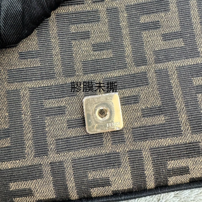 FENDI 芬迪 Baguette棕色FF提花布 經典老花法棍包 斜背包 肩背包  手提包-31