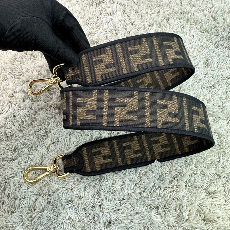 FENDI 芬迪 Baguette棕色FF提花布 經典老花法棍包 斜背包 肩背包  手提包-33