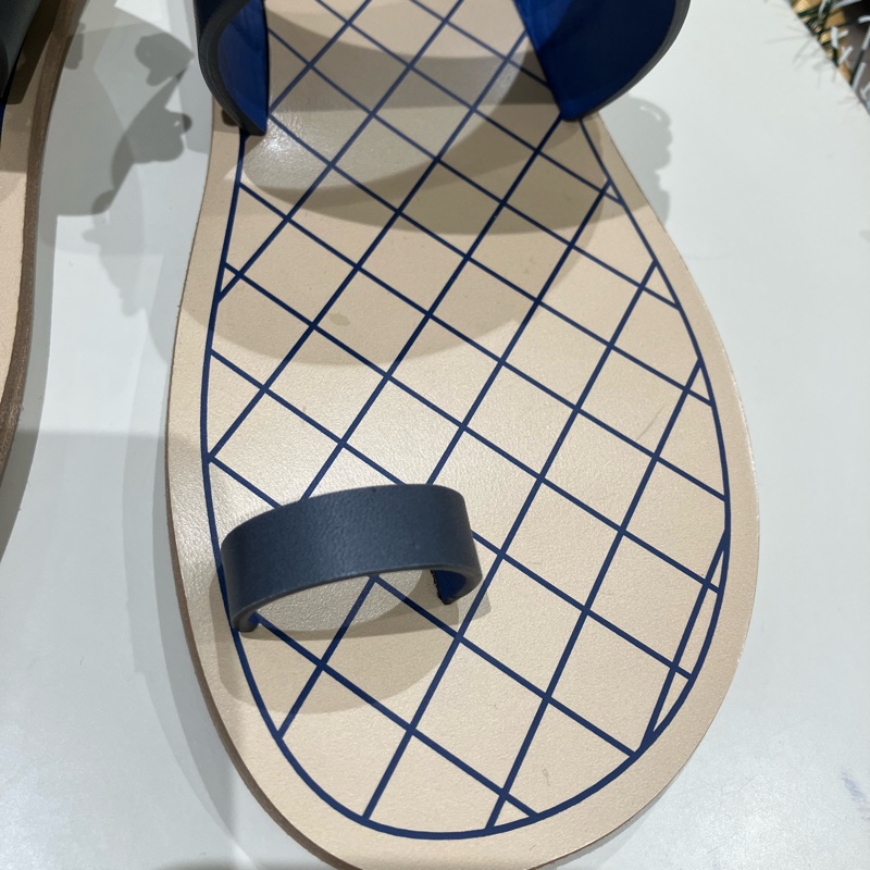 香奈兒皮穿鏈雙C Logo穿趾拖鞋-49