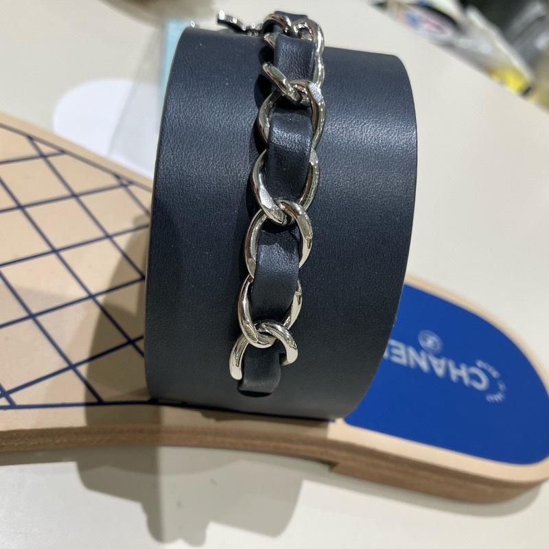 香奈兒皮穿鏈雙C Logo穿趾拖鞋-30