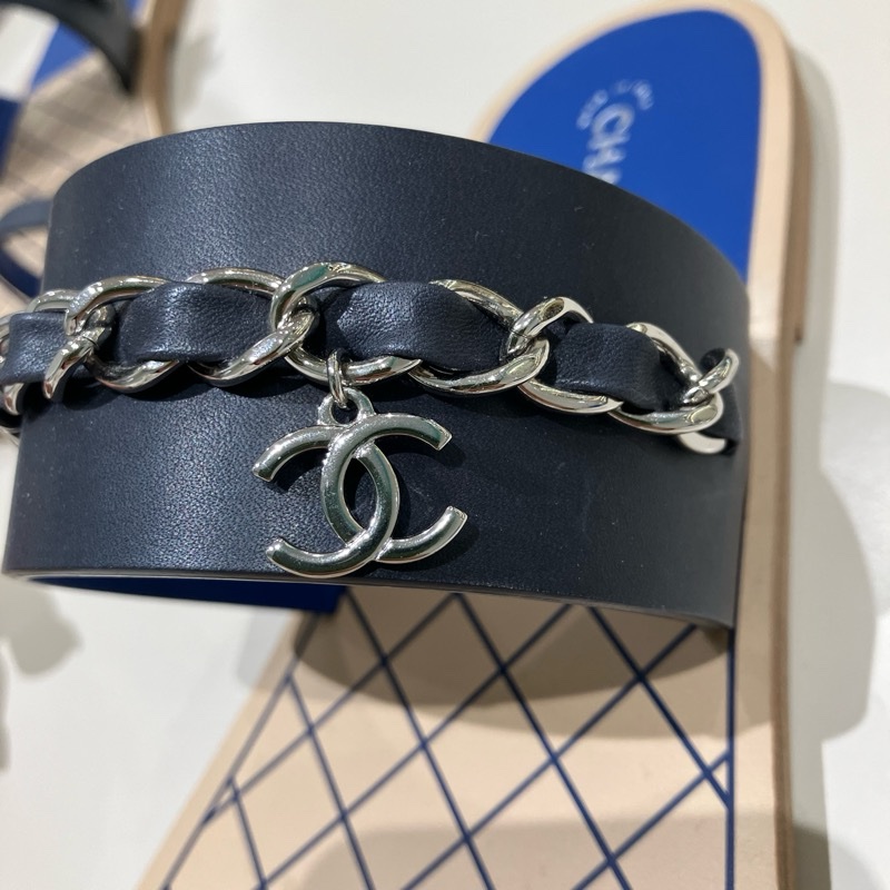 香奈兒皮穿鏈雙C Logo穿趾拖鞋-33