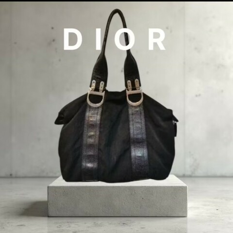 ✈️老闆出國不在‼️狂降甜價至4/5（原8800）㊣✨Christian Dior✨迪奧 CD 黑色 金屬 托特包 手拿包 通勤包 媽媽包/二手包/保證正品🌳二手樹屋🌳