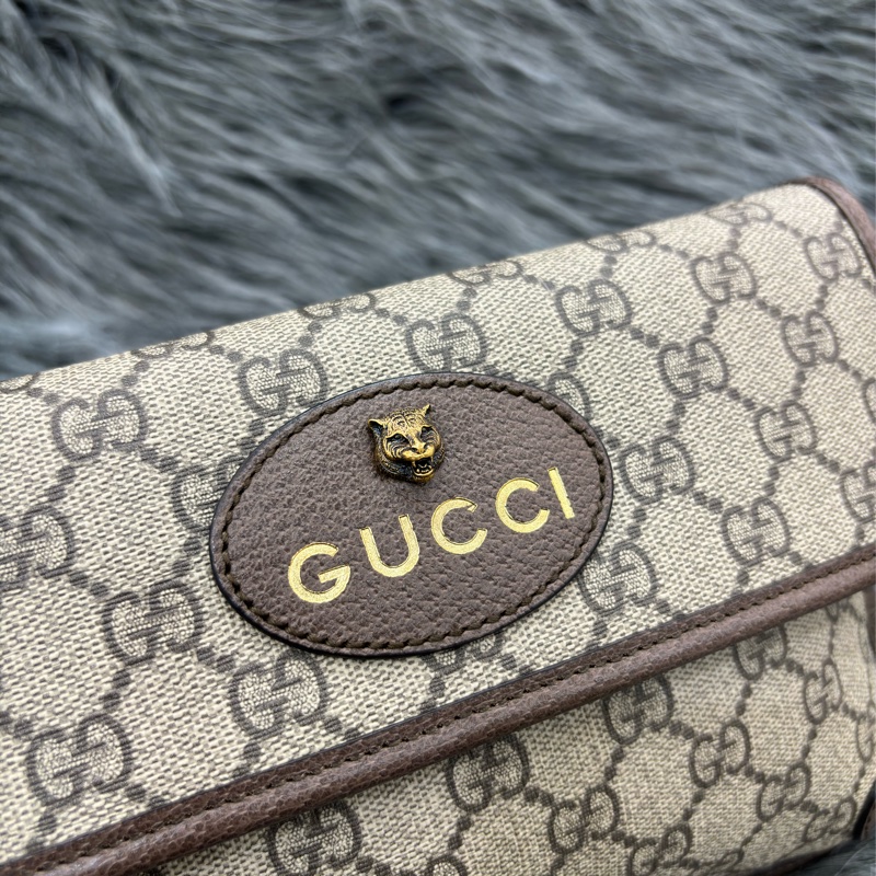 GUCCI 493930 字紋 綠紅綠 虎頭包 斜背包 相機包 手拿包 腰包 胸口包 霹靂包-14