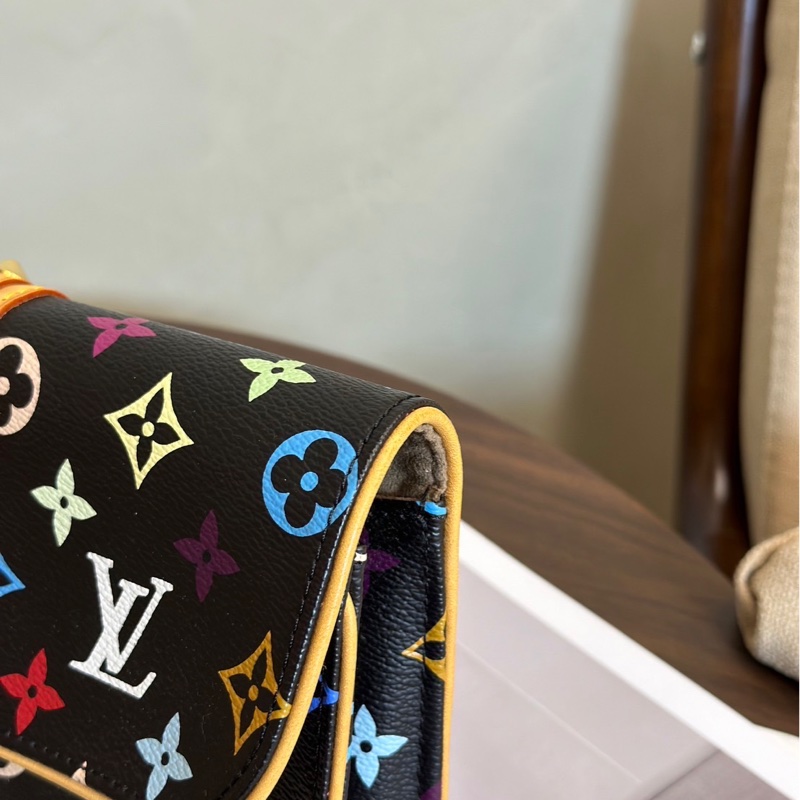 Lv 黑三彩晚宴手拿包-8