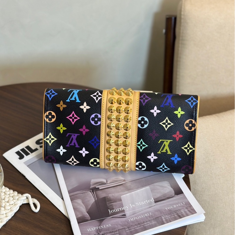 Lv 黑三彩晚宴手拿包-9