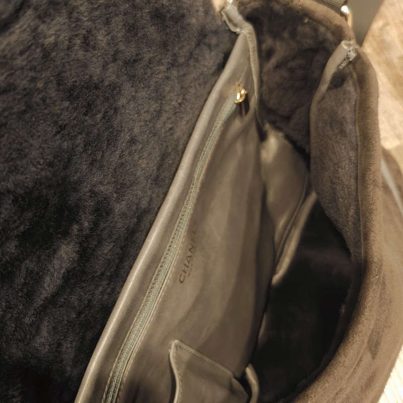 日本帶回絕版中古香奈兒中性男女包包-7