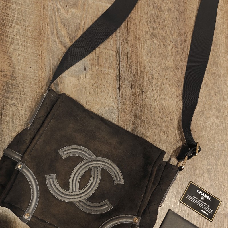 日本帶回絕版中古香奈兒中性男女包包-10