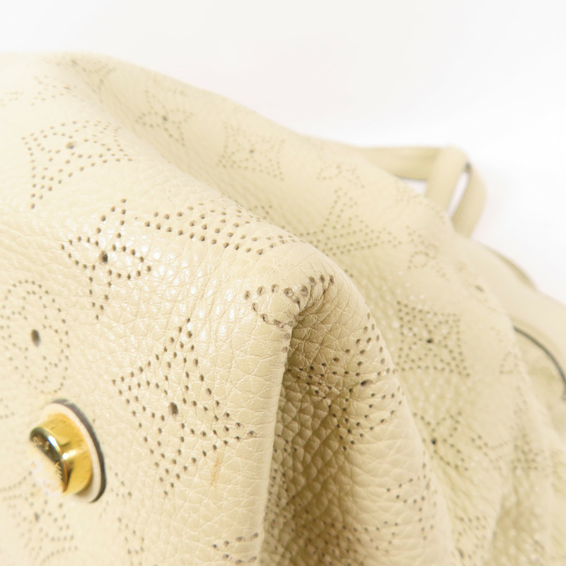 LOUIS VUITTON 【激減優惠】Mahina Cirrus MM金扣手挽袋米色-9