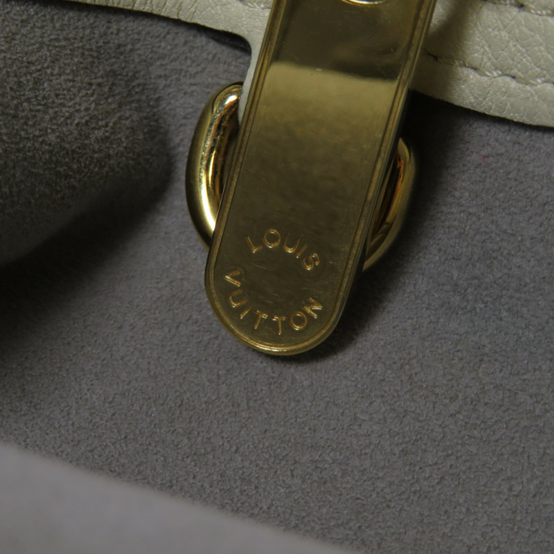 LOUIS VUITTON 【激減優惠】Mahina Cirrus MM金扣手挽袋米色-14