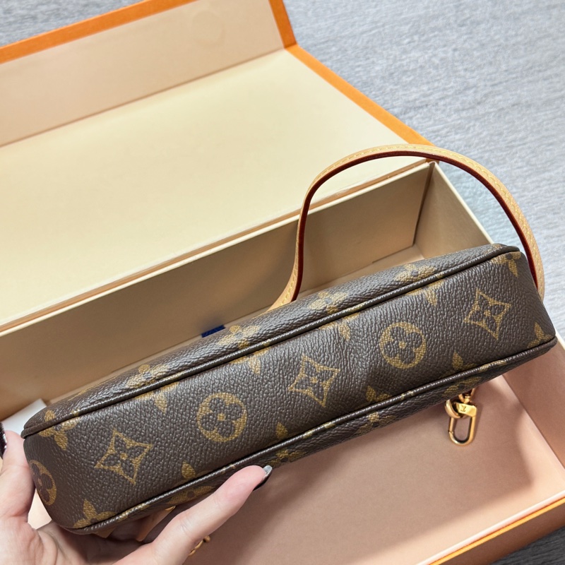 Lv大麻將包新款 可以斜背-7