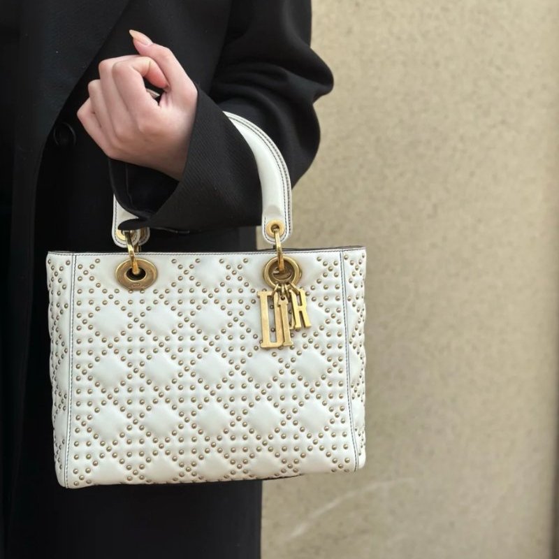 Dior 五格白金黛妃包 鉚釘寬肩帶-1