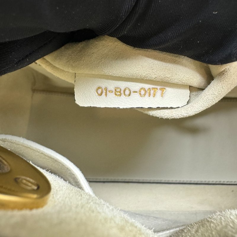 Dior 五格白金黛妃包 鉚釘寬肩帶-23